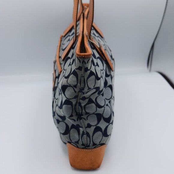 VINTAGE 2001 Coach Signature "C" Denim Blue Jacquard Canvas Tote - Picture 4 of 16